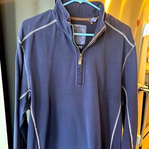 Large Tommy Bahama light weight pullover
